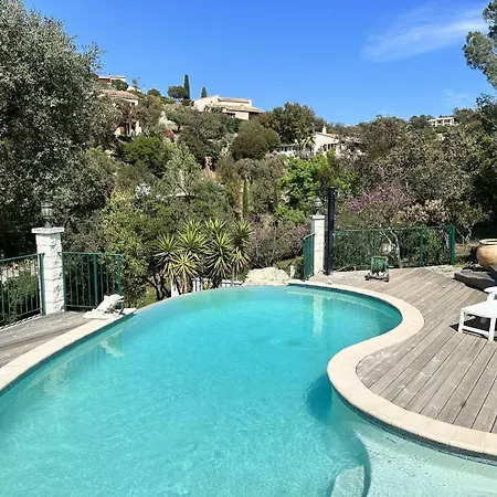 Cigalou Pour 8 Personnes Avec Piscine Chauffée Et Petite Vue Au Domaine De Valcros à Les Maures La Londe-les-Maures